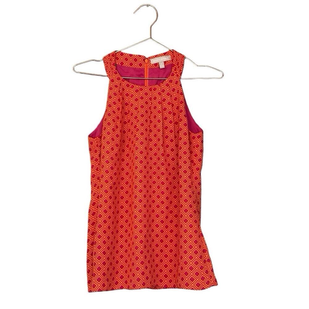 Banana republic sleeveless colorful blouse size 2